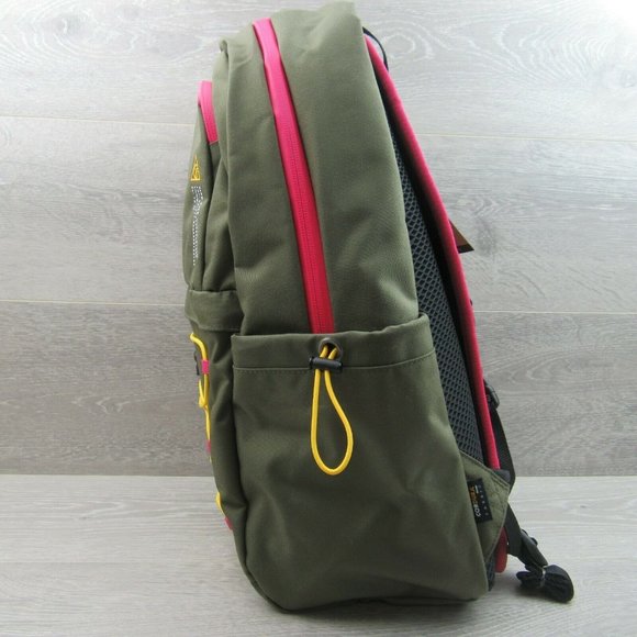 VANS Off The Wall 66 Supply Cordura Snag Backpack - Picture 2 of 12